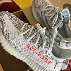 Yeezy boost 350! Size 5. Excellent condition!